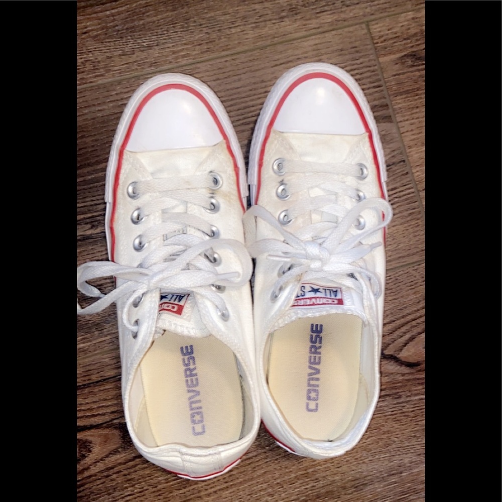 Low top Converse
